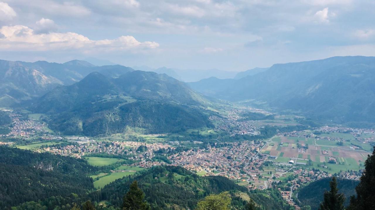Albergo Centrale Fino Del Monte Esterno foto