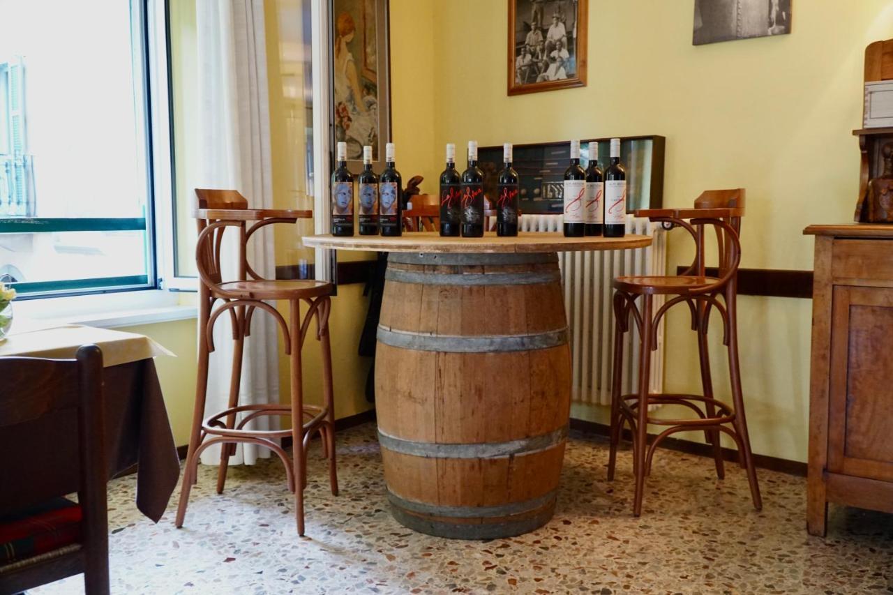 Albergo Centrale Fino Del Monte Esterno foto